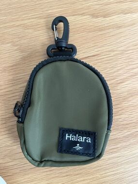 HALARA Olive Green Compact Clip-On Pouch with Swivel Hook